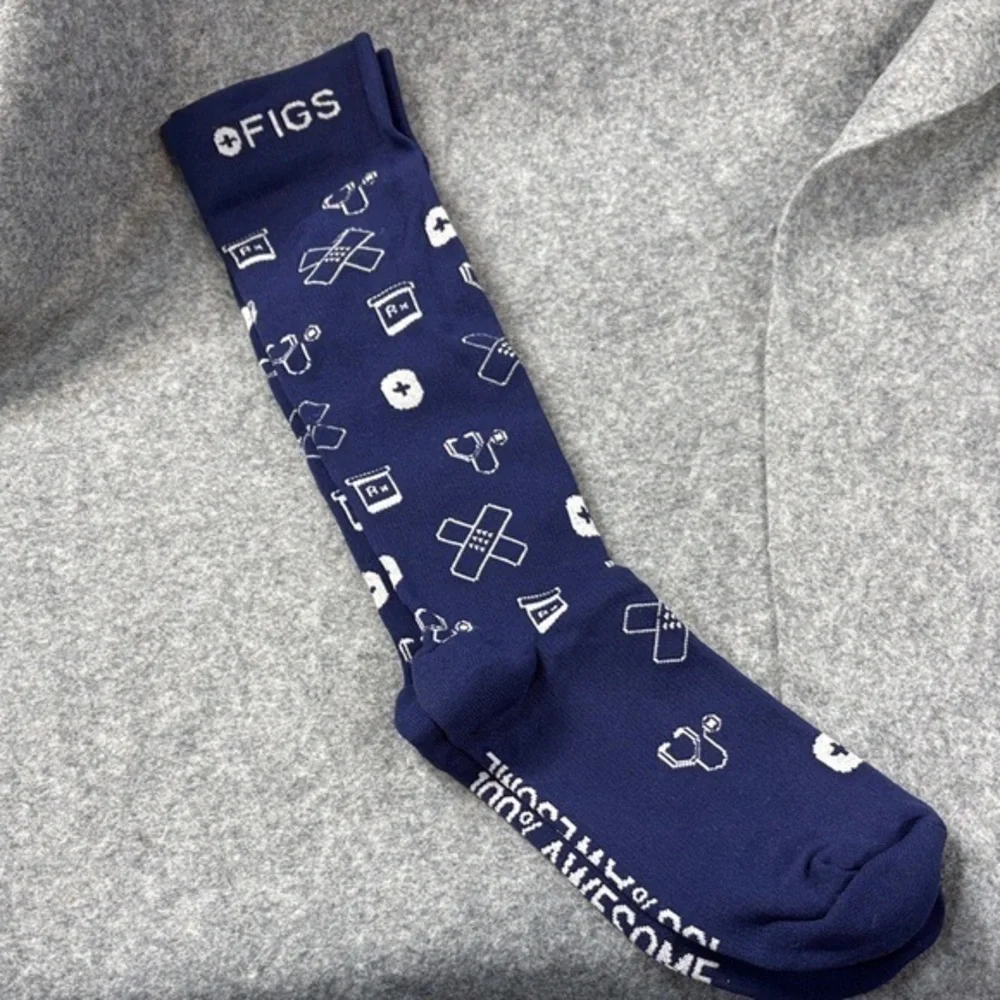 FIGS 100% Awesome compression blue white medical series  Patterned socks S
